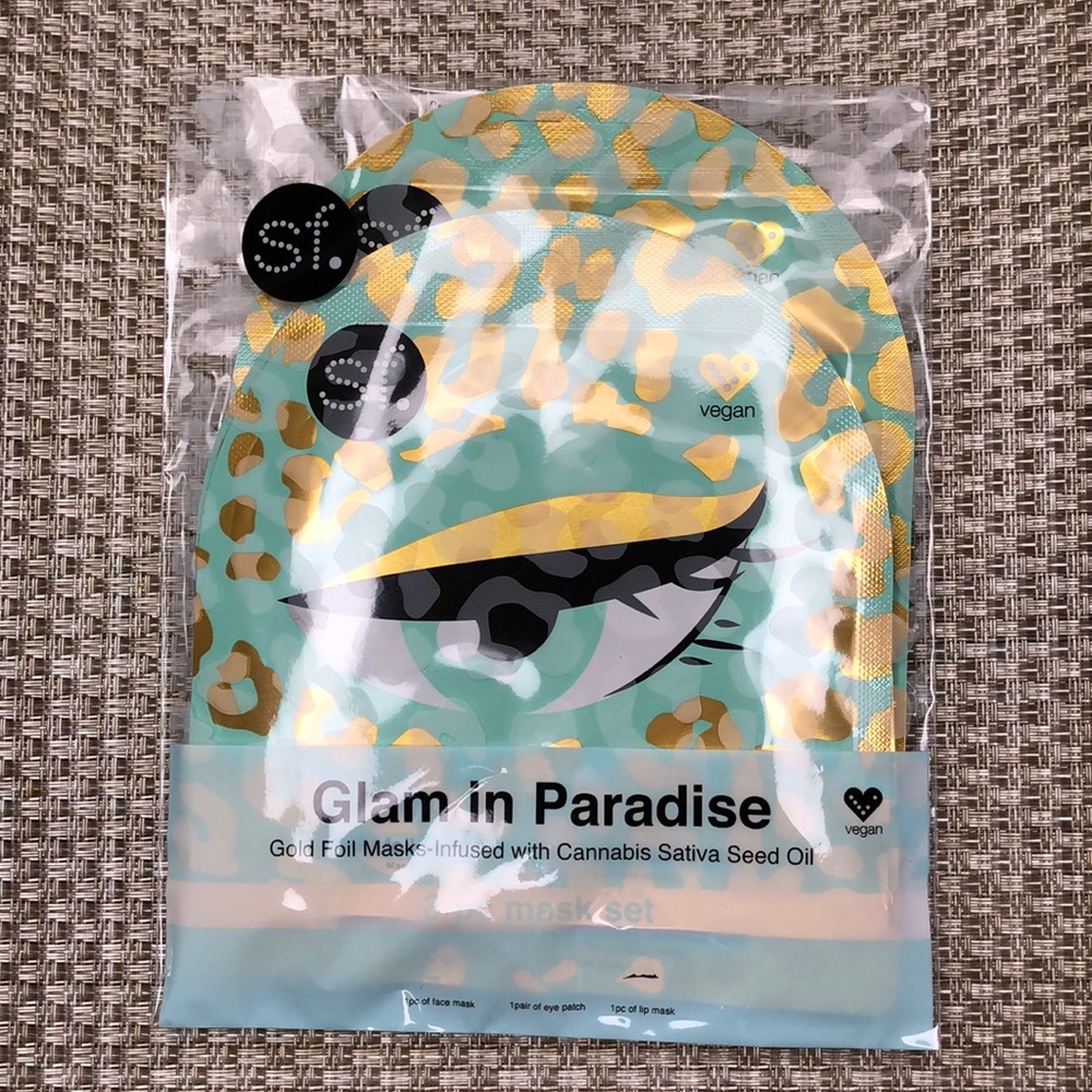 Gold foil face masks